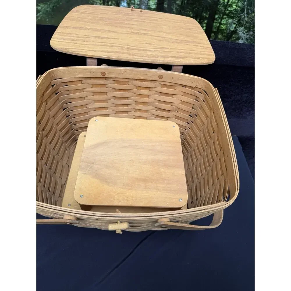 Longaberger 1997 Large Picnic Basket 10324 W/ 2 Risers Swing Handles